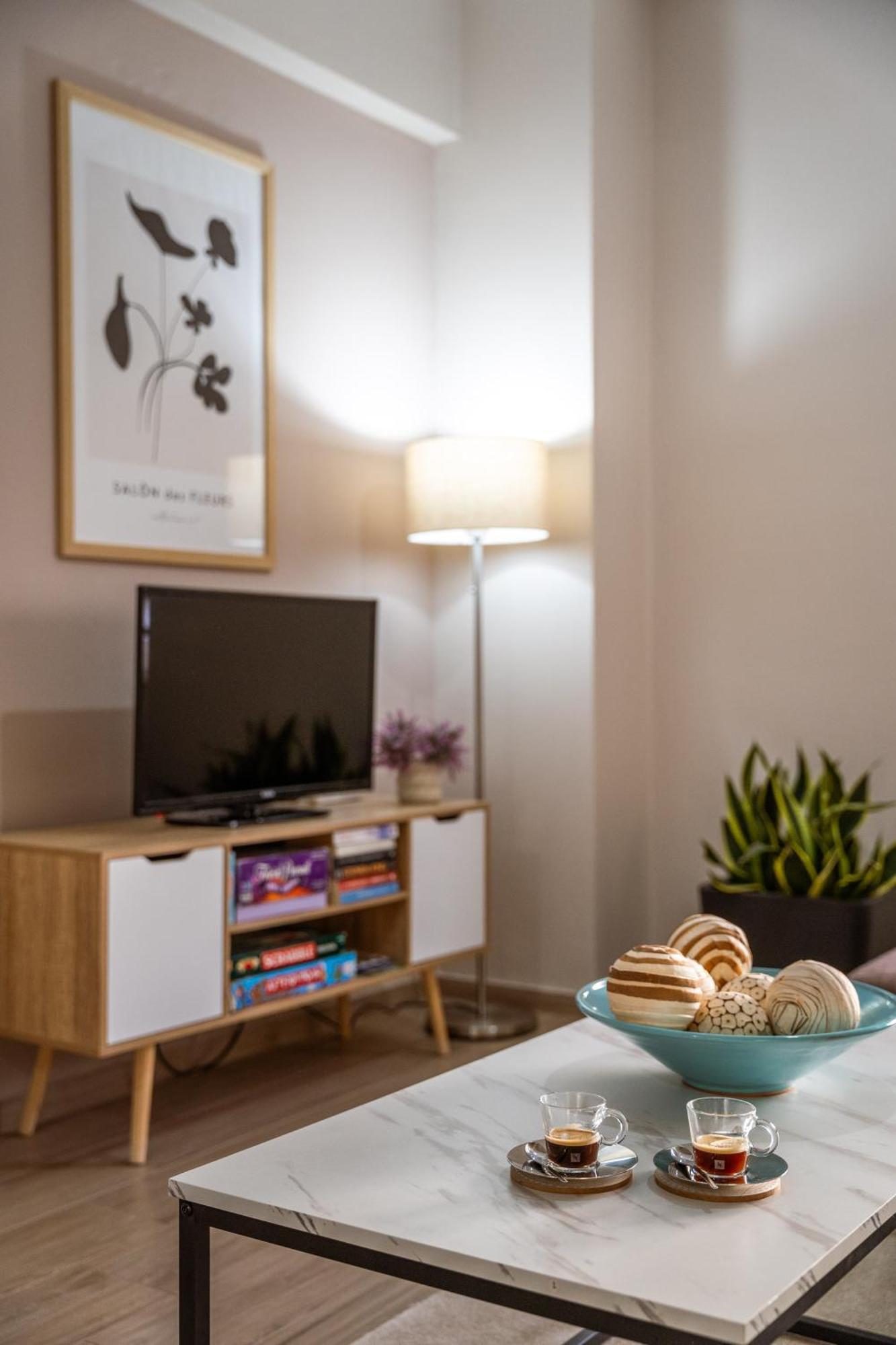 איגומניטסה Lilium Luxury Apartment מראה חיצוני תמונה